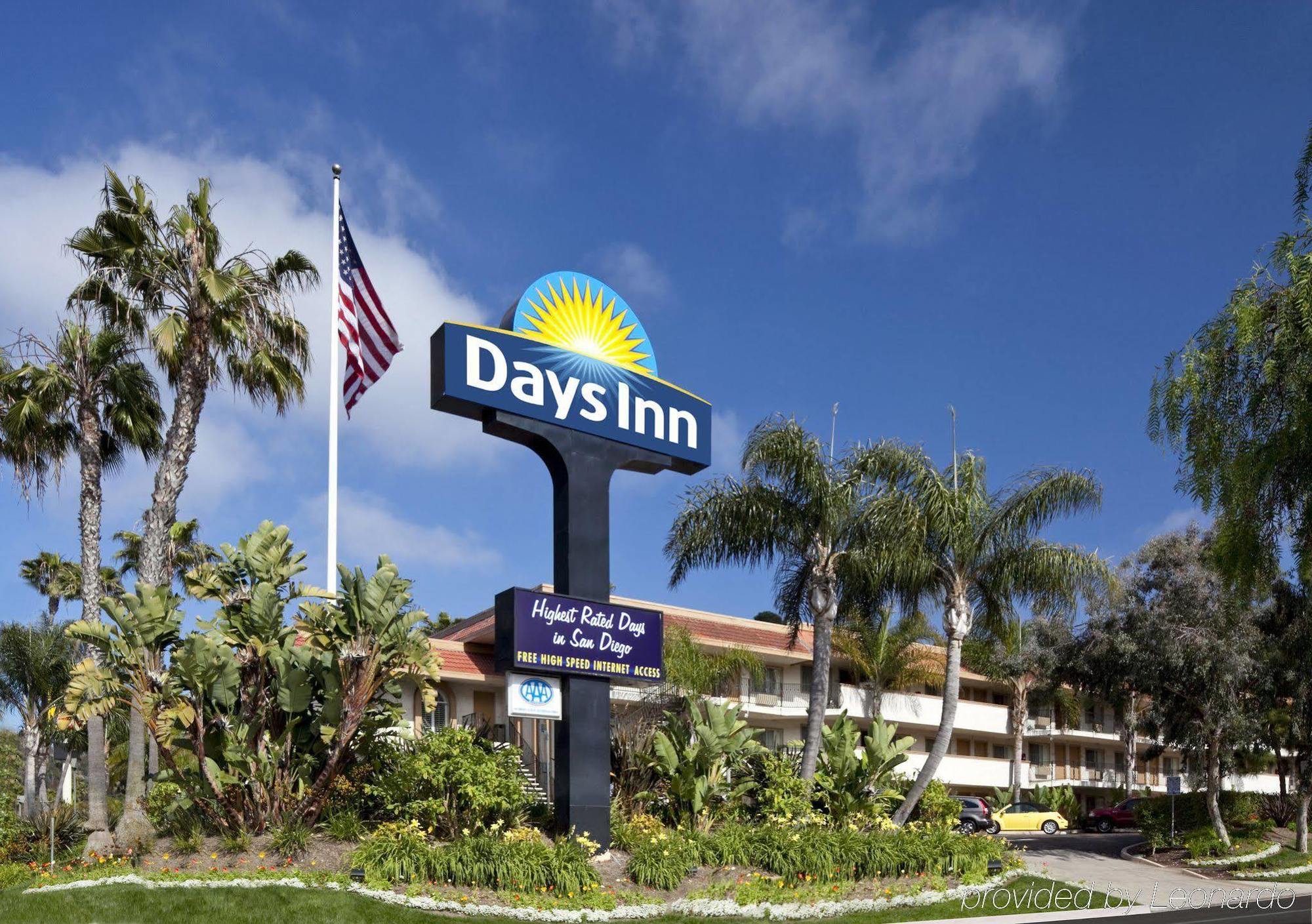Days Inn by Wyndham San Diego Hotel Circle Exterior foto